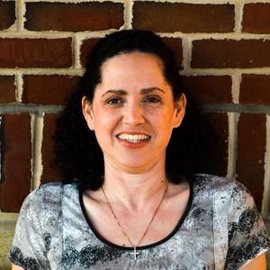 Meet your Posher, Angela